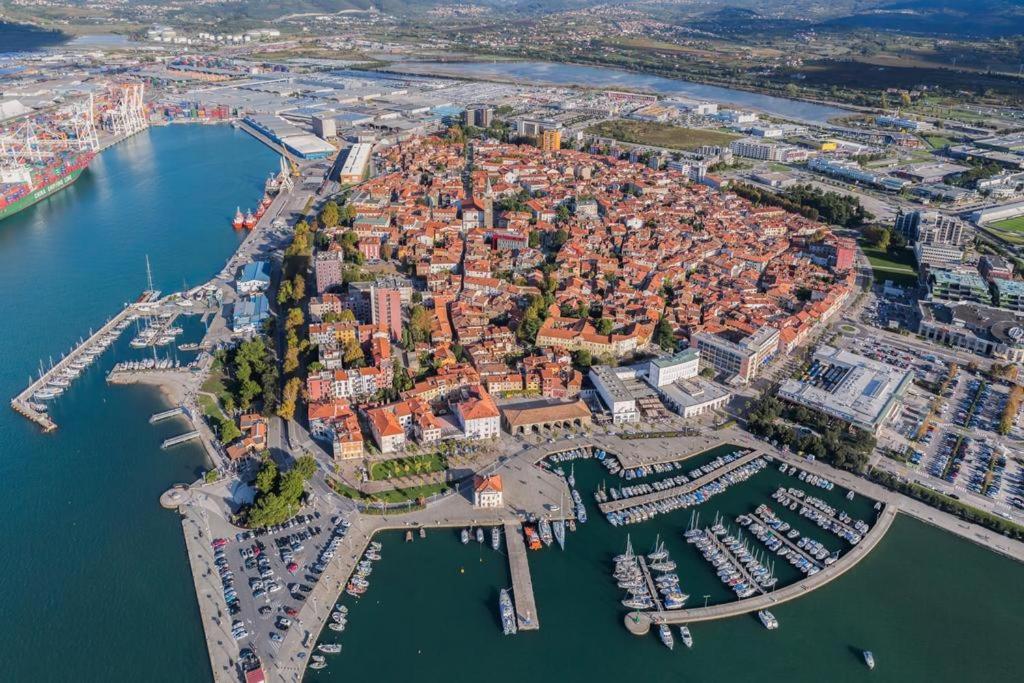 Olea Mar Apartma Pobegi Kültér fotó